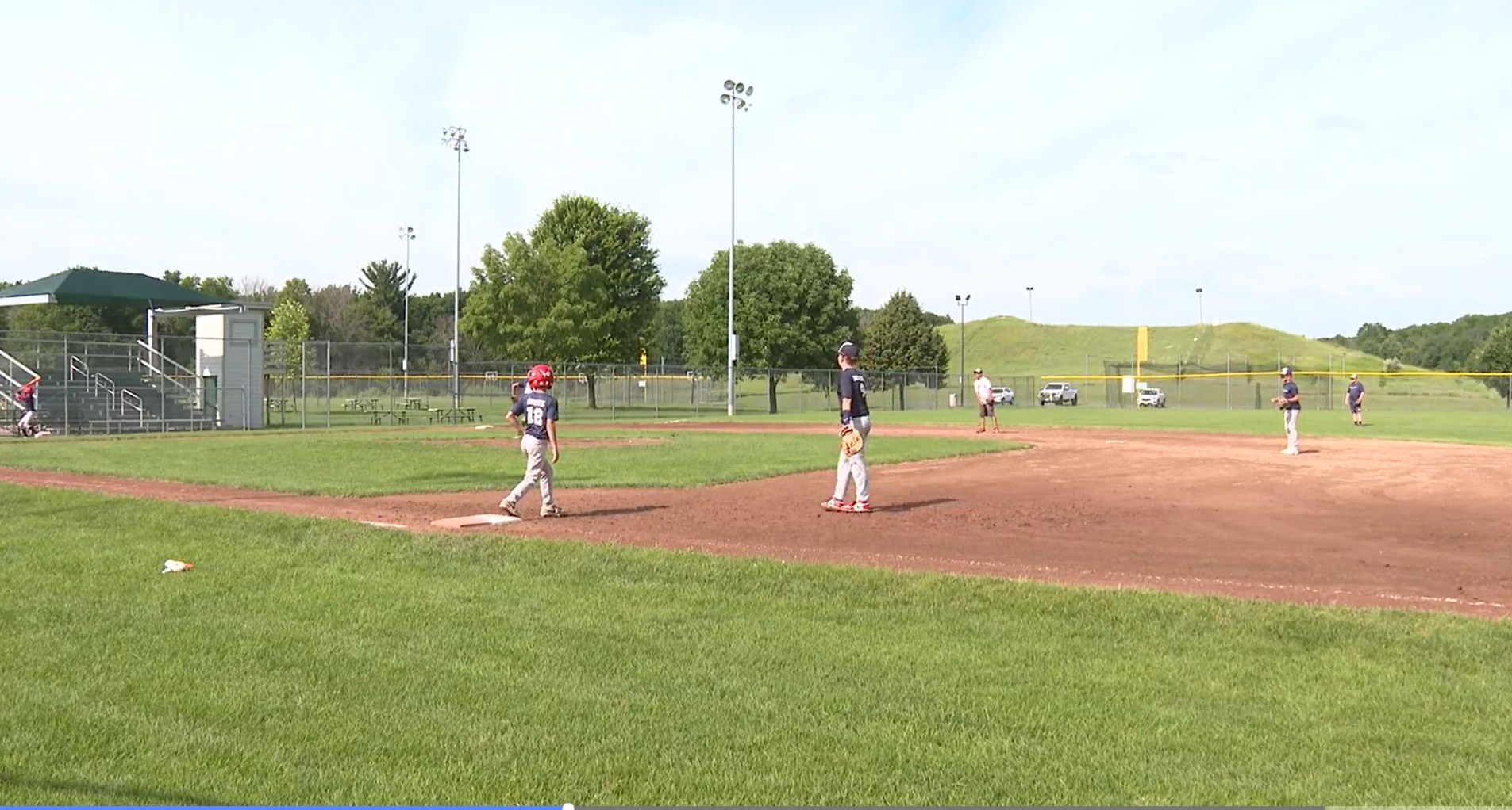 Swan-Park-Waupaca-Wis.jpg Swan-Park-Waupaca-Wis.jpg